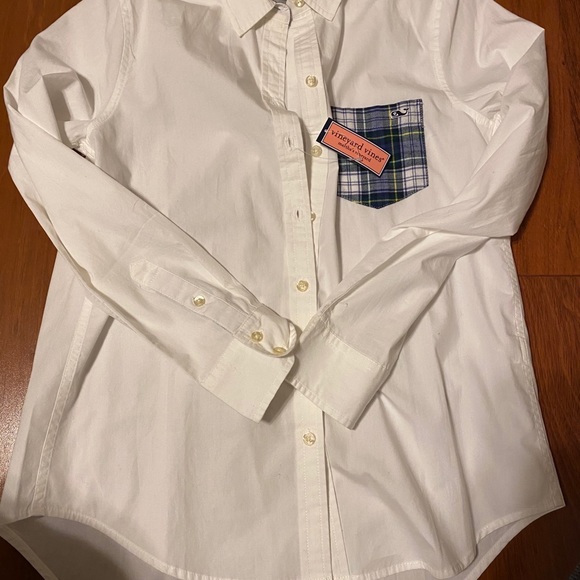 Vineyard Vines button down with plaid - Picture 6 of 7